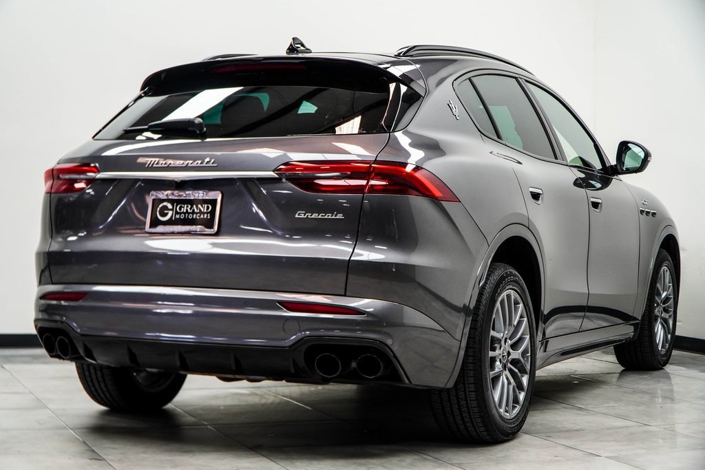 Used 2023 Maserati Grecale GT image 12