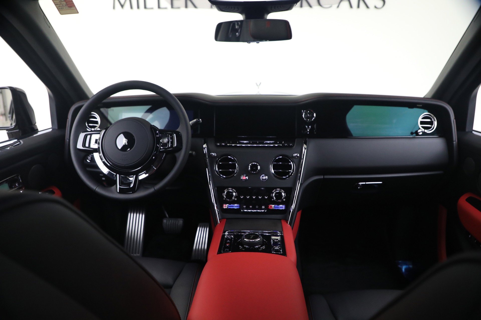 New 2026 Rolls-Royce Cullinan image 4