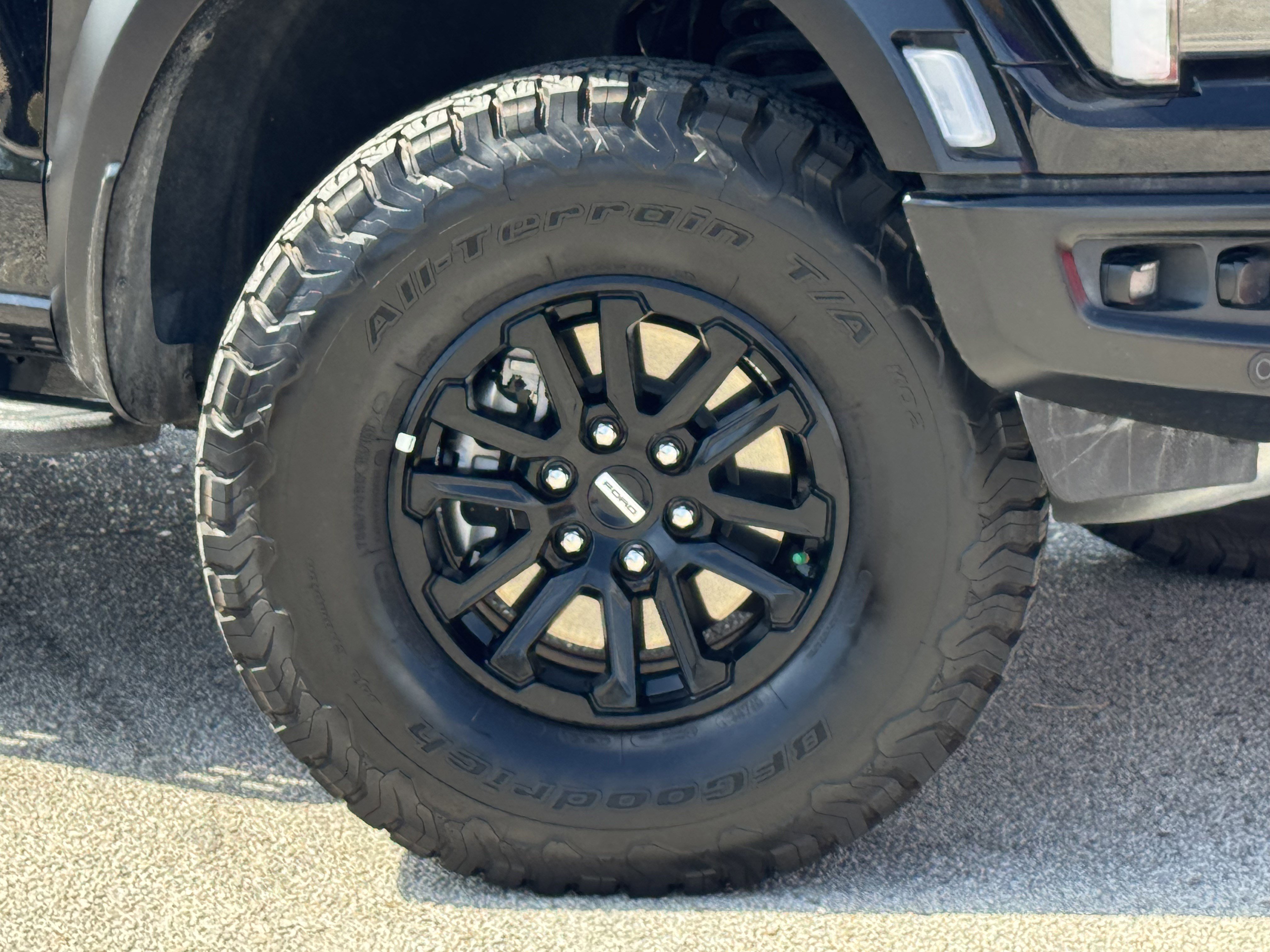Certified 2025 Ford F150 Raptor image 3
