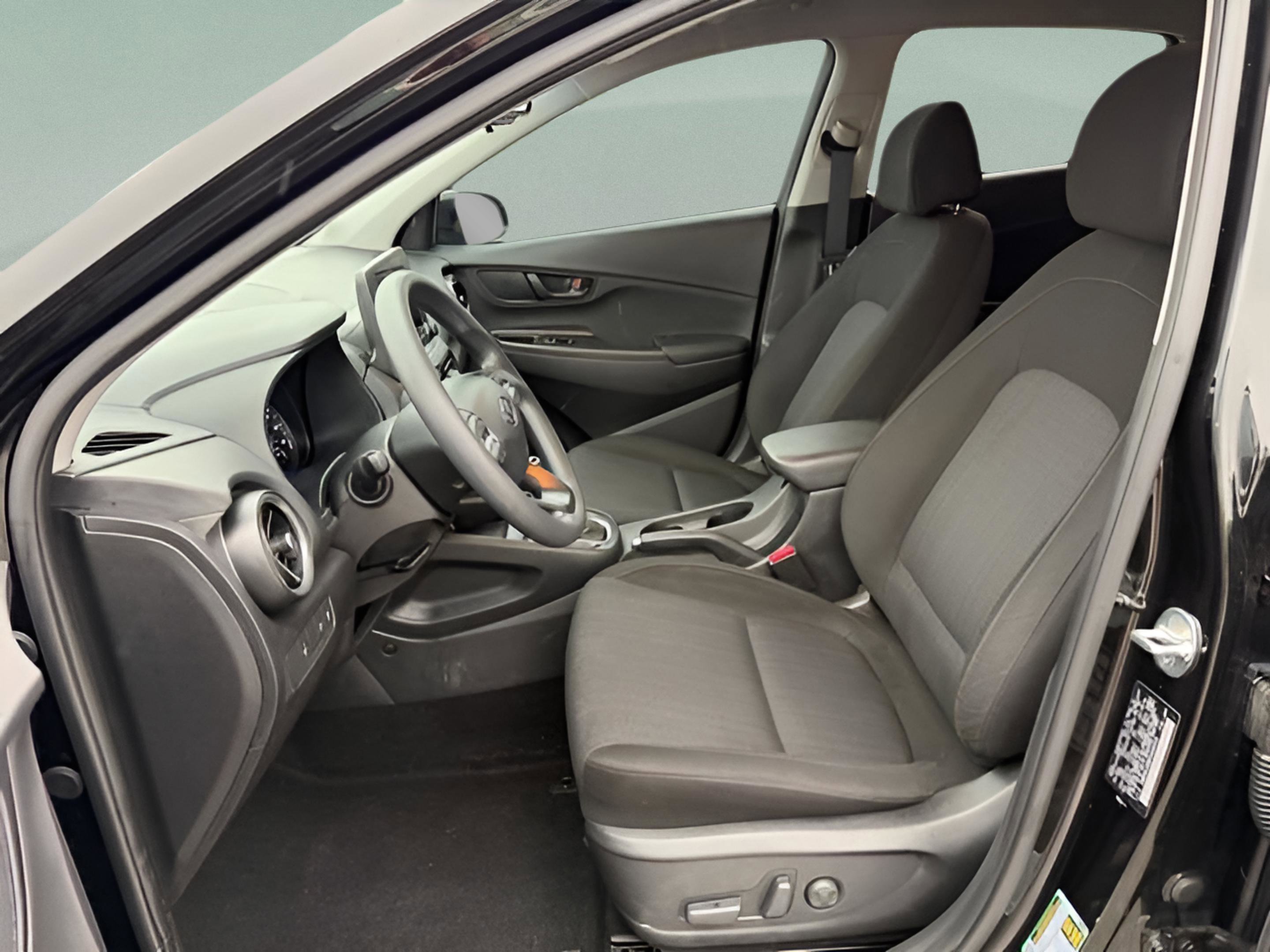 Used 2023 Hyundai Kona SEL AWD/4WD image 22