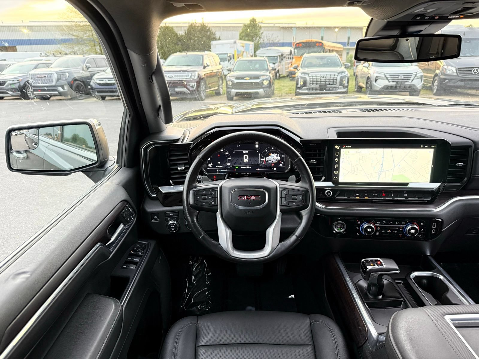 Used 2022 GMC Sierra 1500 SLT w/ SLT Convenience Package AWD/4WD image 37