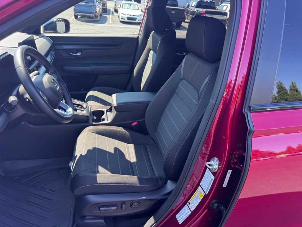 Used 2026 Honda CR-V Sport image 17