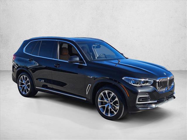 Certified 2023 BMW X5 xDrive45e w/ Executive Package image 3