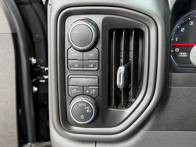 Used 2020 Chevrolet Silverado 1500 Custom Trail Boss w/ Custom Convenience Package AWD/4WD image 35