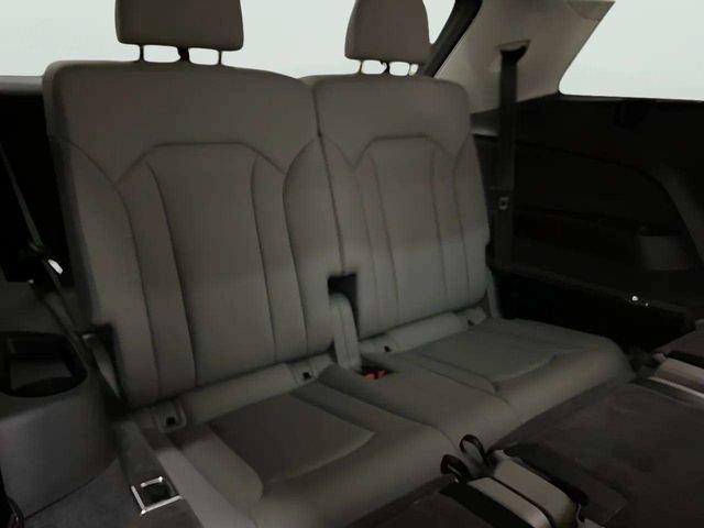 Used 2023 Audi Q7 3.0T Premium Plus w/ Premium Plus Package AWD/4WD image 23