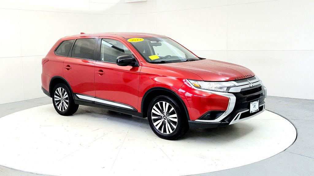 Used 2019 Mitsubishi Outlander ES AWD/4WD image 7