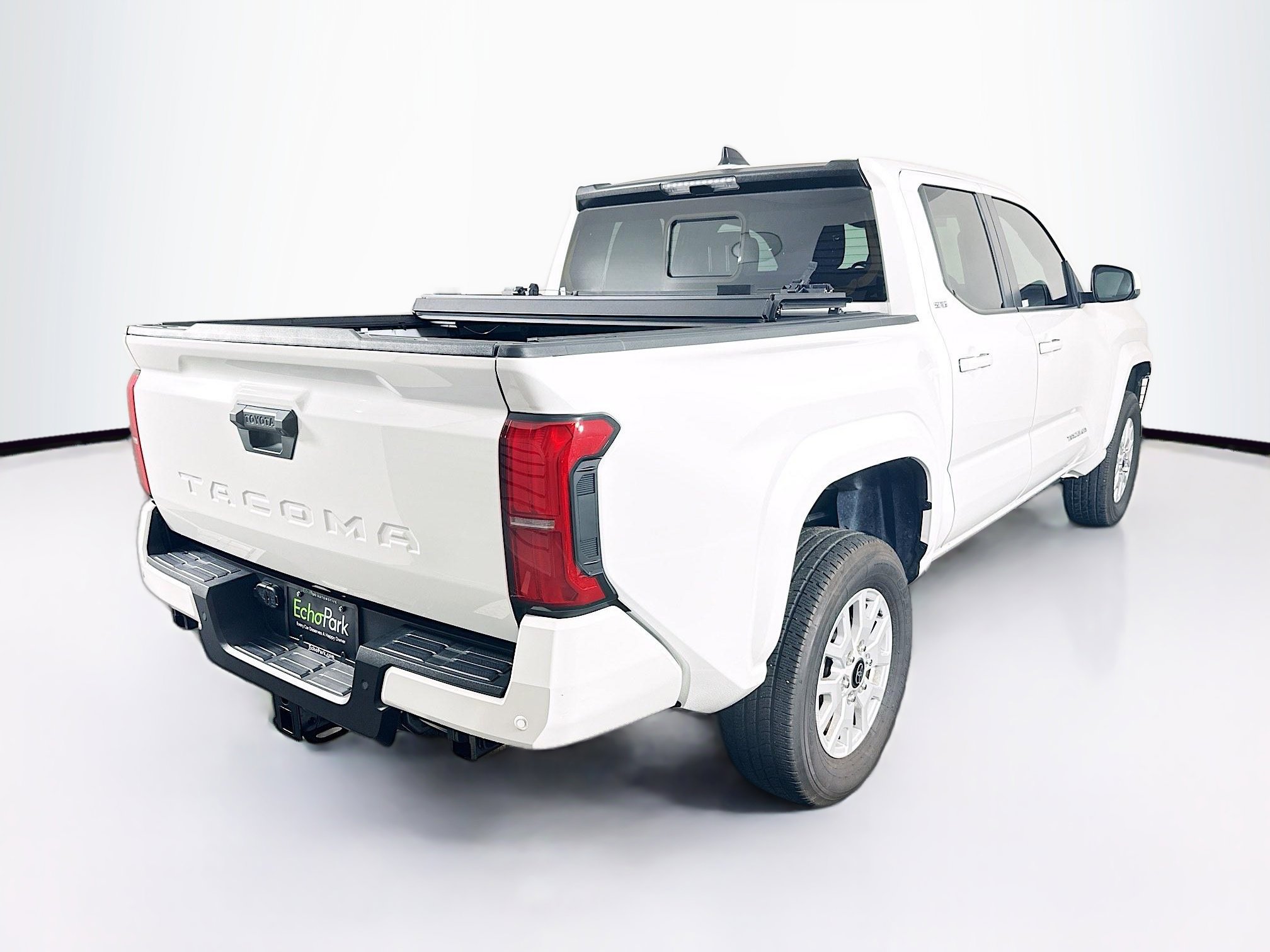 Used 2024 Toyota Tacoma SR5 RWD image 9