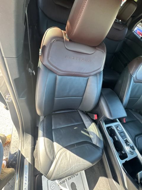 Used 2021 Ford Explorer Platinum w/ Equipment Group 601A AWD/4WD image 55
