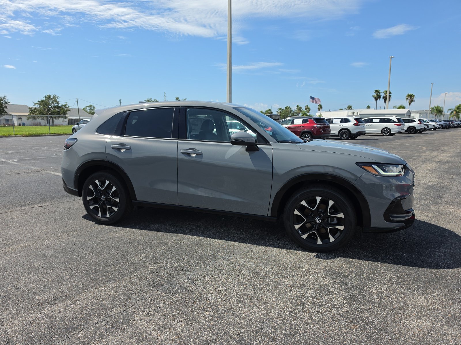 New 2027 Honda HR-V EX-L image 2