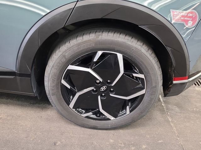 Used 2024 Hyundai Ioniq 5 SEL image 14