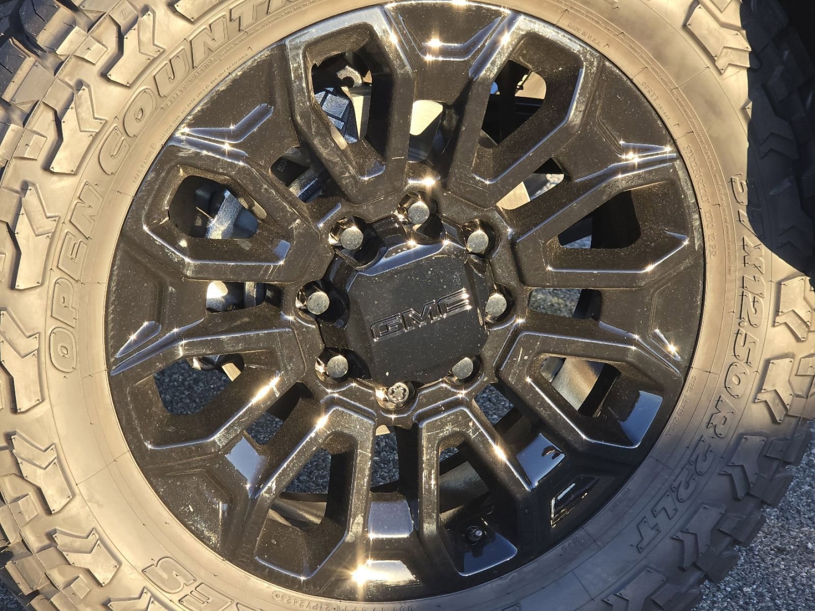 New 2026 GMC Sierra 2500 Denali w/ Denali Reserve Package image 20