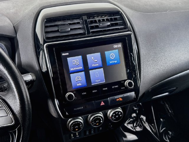 Used 2023 Mitsubishi Outlander Sport ES AWD/4WD image 17