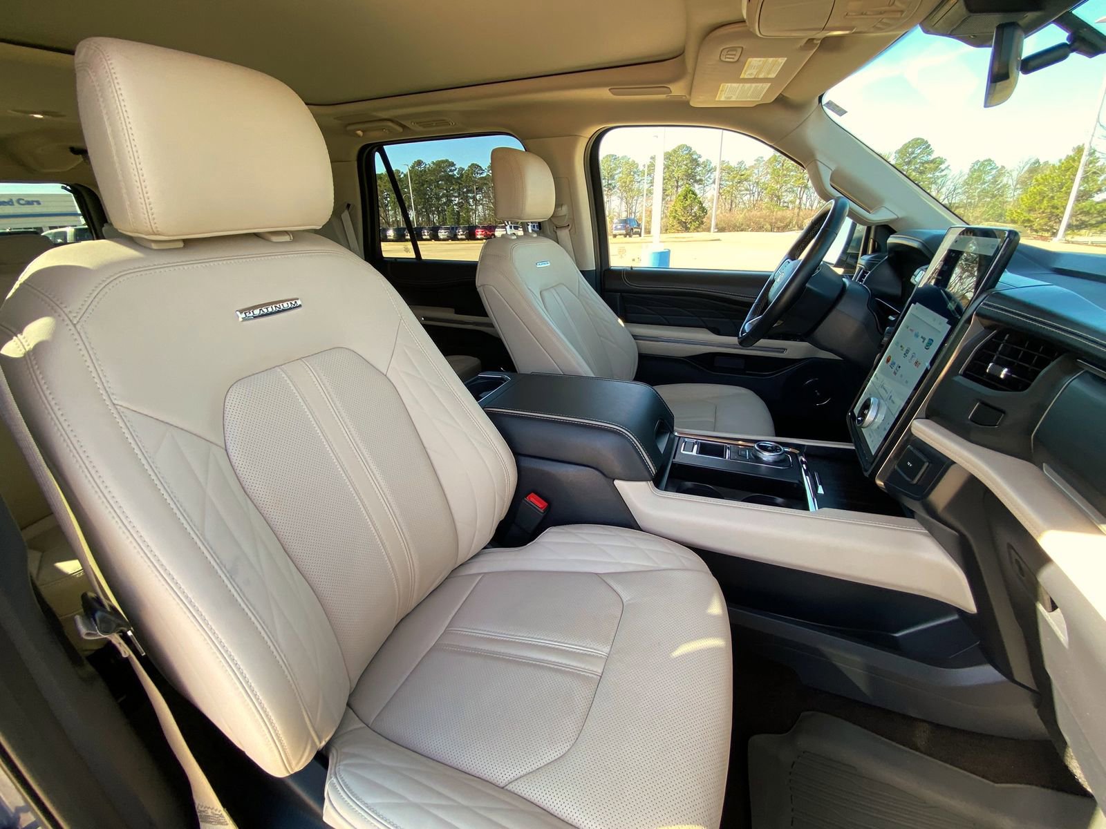 Used 2022 Ford Expedition Max Platinum image 14