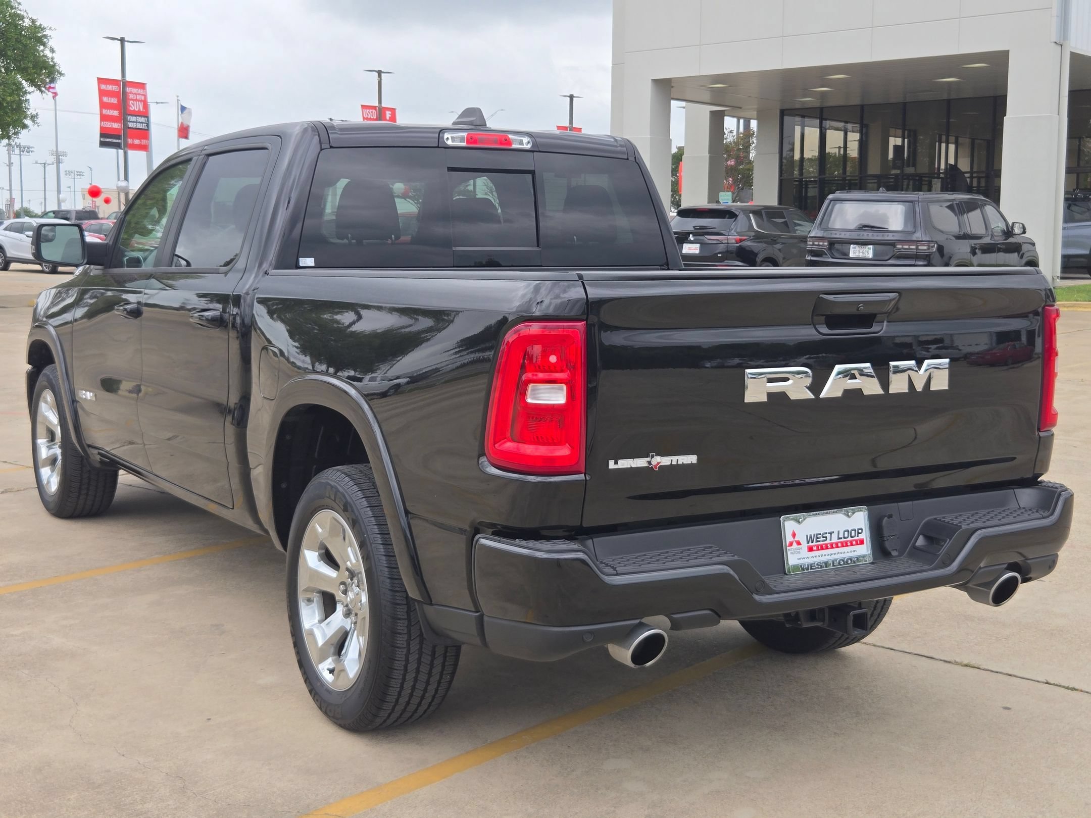 Used 2025 RAM 1500 Lone Star RWD image 3