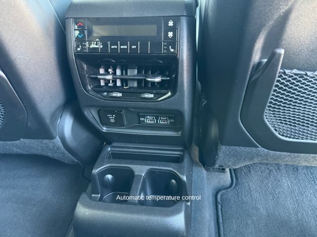 Used 2023 Jeep Grand Cherokee L Limited AWD/4WD image 22