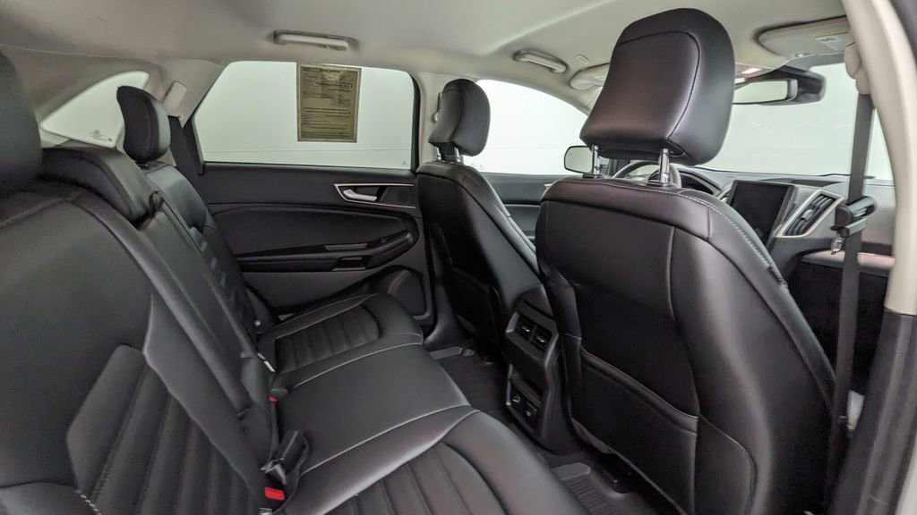 Certified 2022 Ford Edge SEL w/ Convenience Package image 35