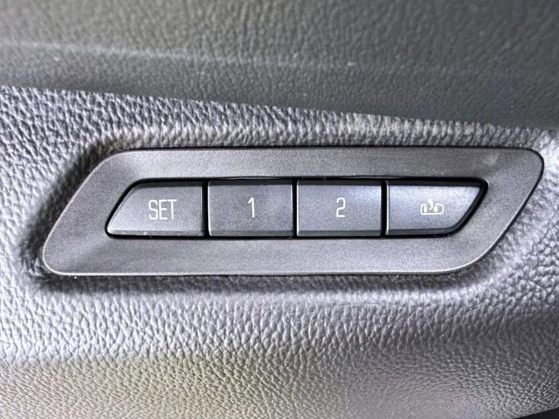 Used 2015 Cadillac Escalade Premium AWD/4WD image 45