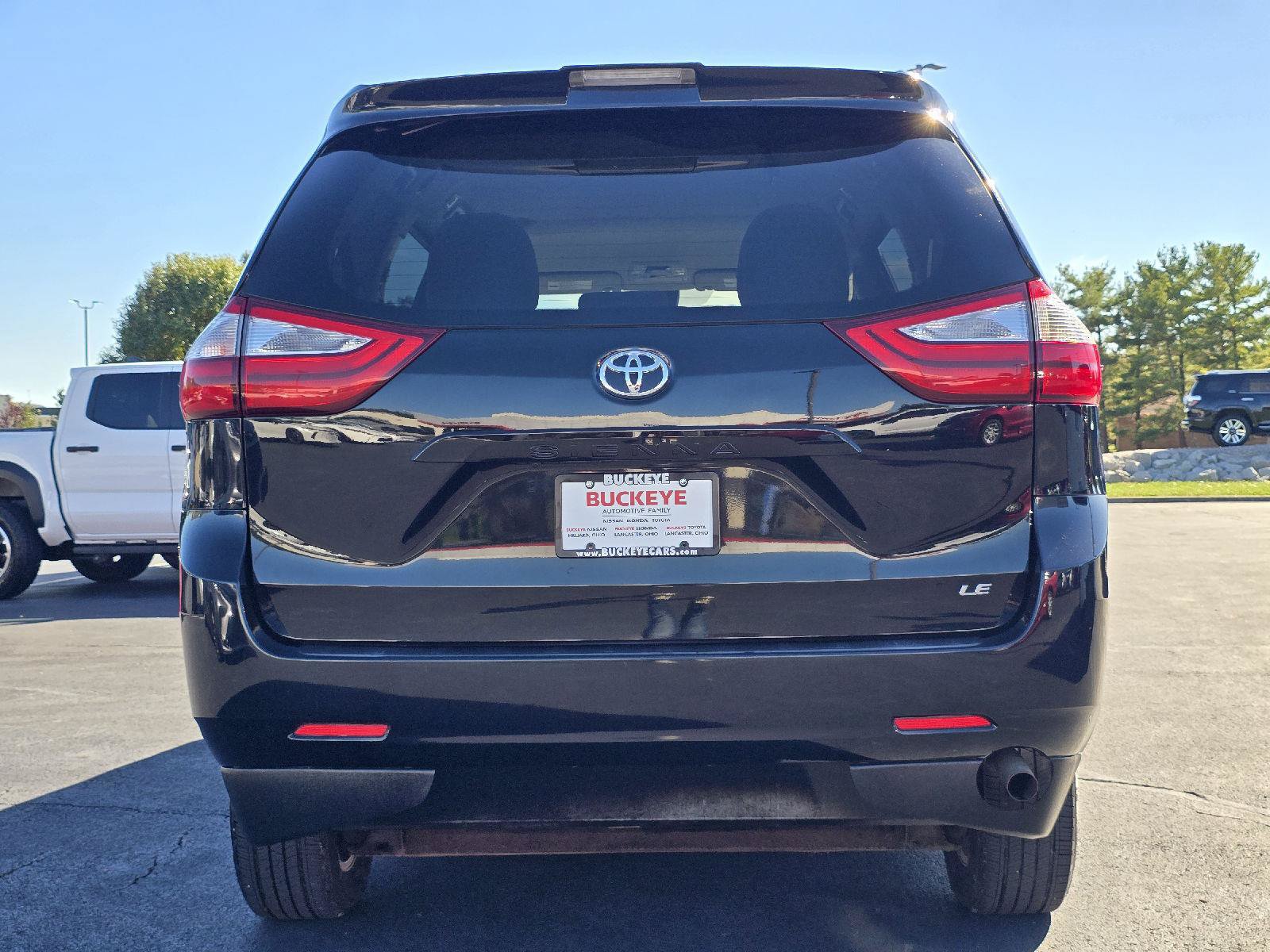Used 2018 Toyota Sienna LE FWD image 6