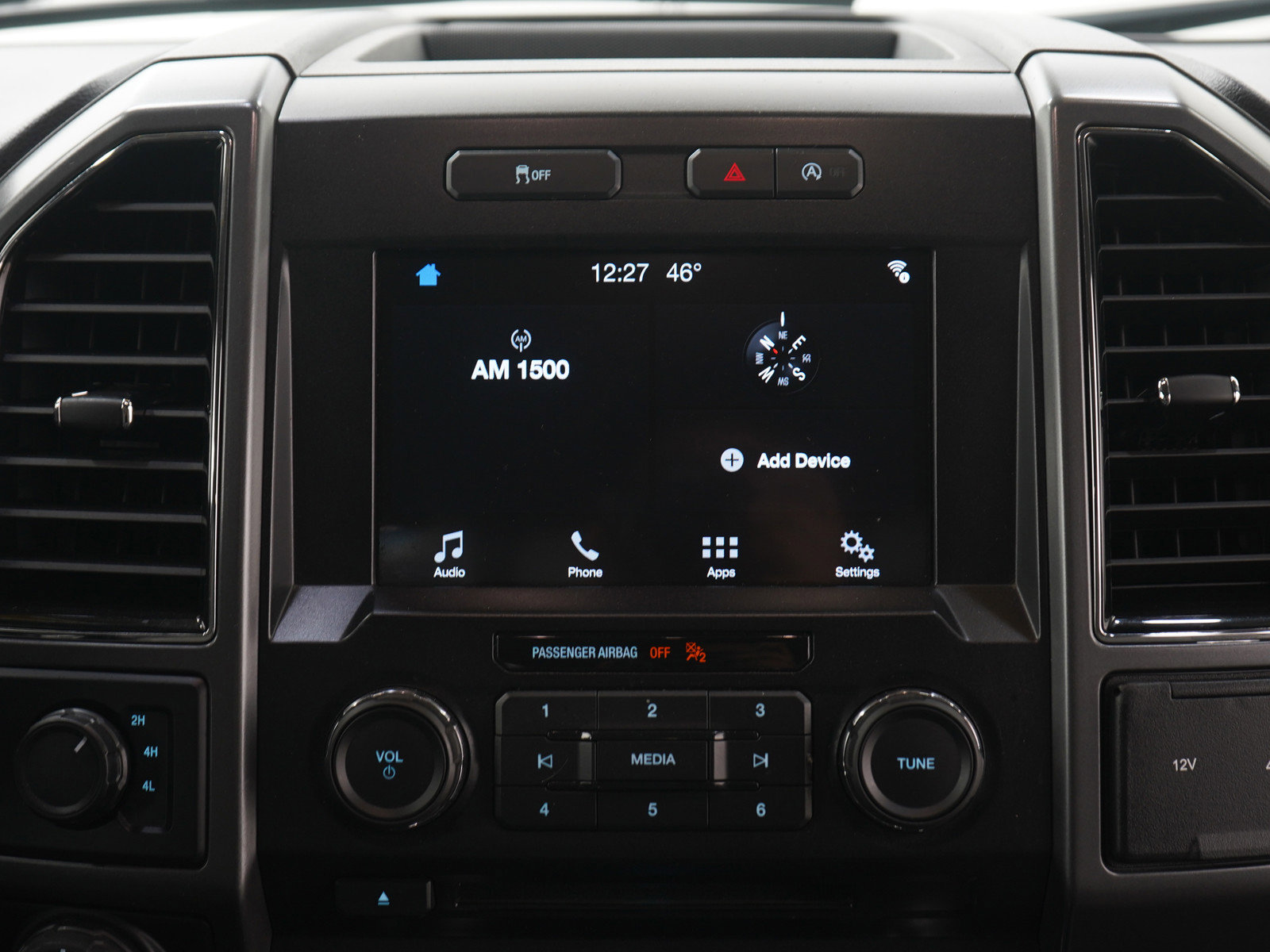 Used 2018 Ford F150 XLT w/ Equipment Group 302A Luxury AWD/4WD image 17