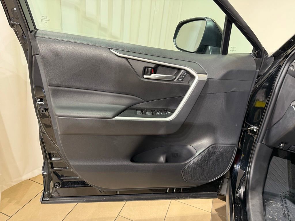 Certified 2023 Toyota RAV4 XLE Premium image 15