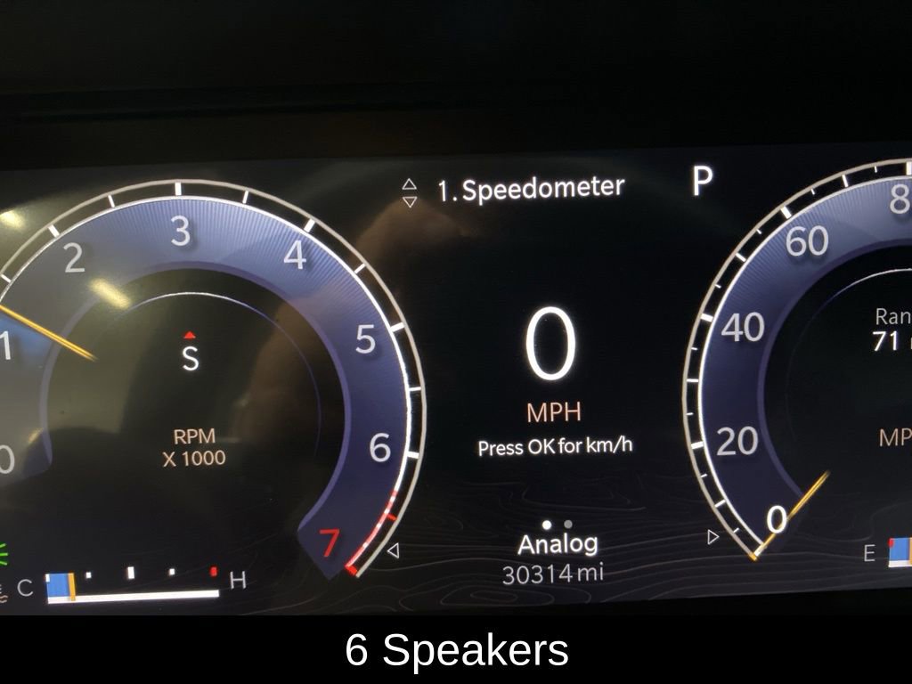 Used 2025 Jeep Grand Cherokee Altitude AWD/4WD image 4
