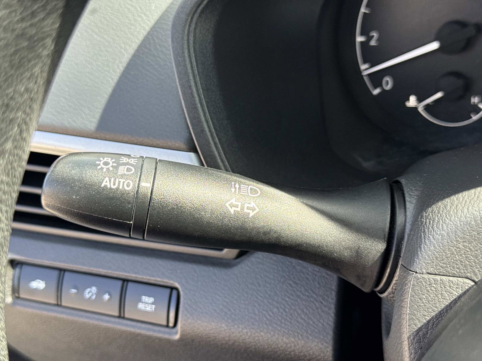 Used 2024 Nissan Altima 2.5 S image 29