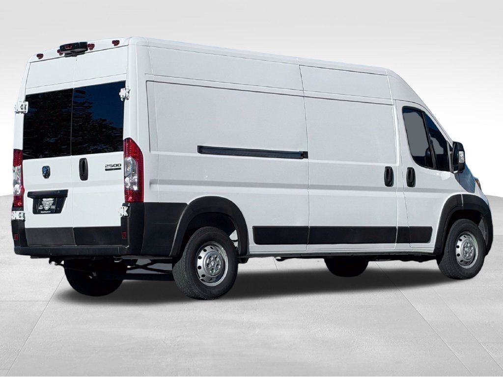 Used 2023 RAM ProMaster 2500 FWD image 7