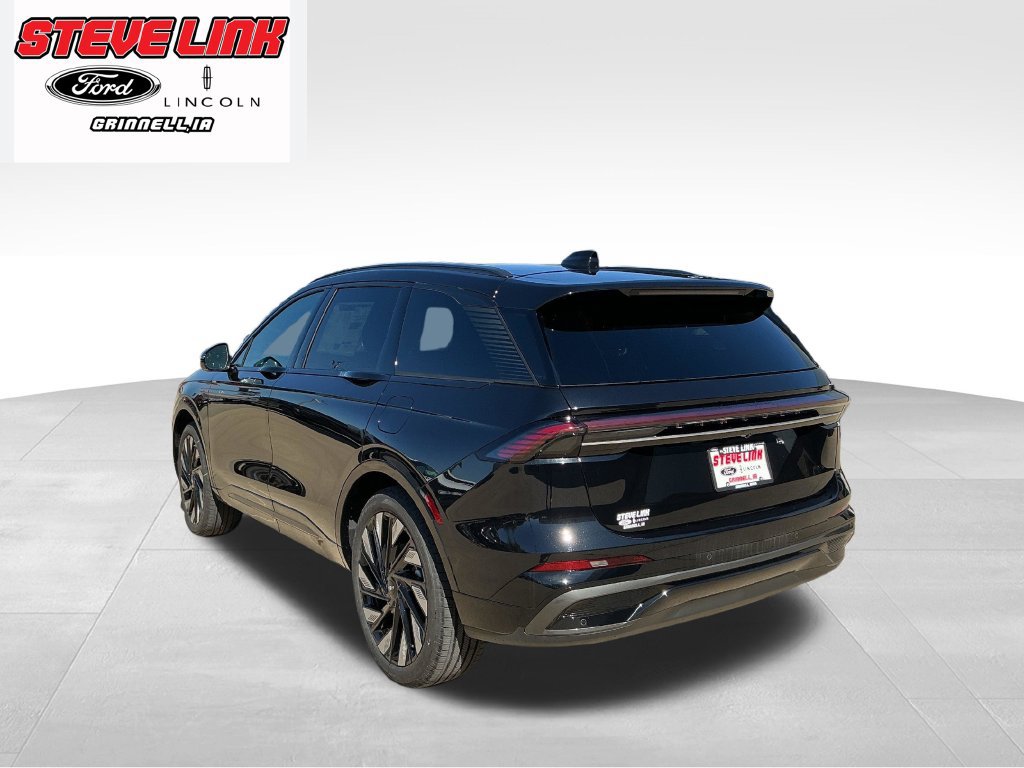 New 2026 Lincoln Nautilus Reserve w/ Jet Appearance Package AWD/4WD image 3