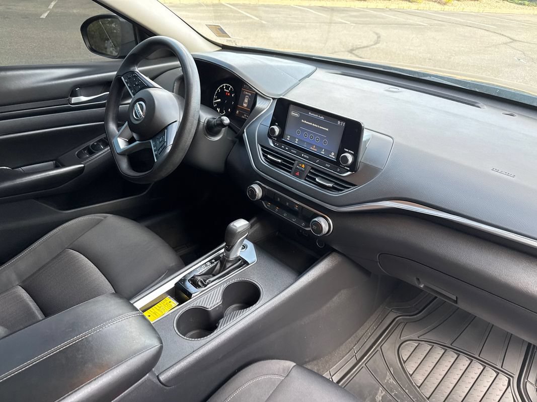 Used 2022 Nissan Altima 2.5 S FWD image 18