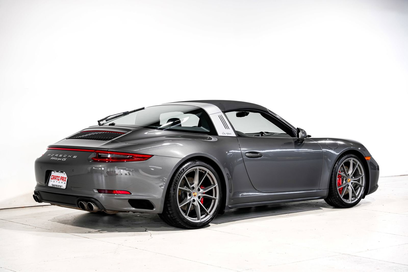 Used 2017 Porsche 911 Targa 4S AWD/4WD image 3