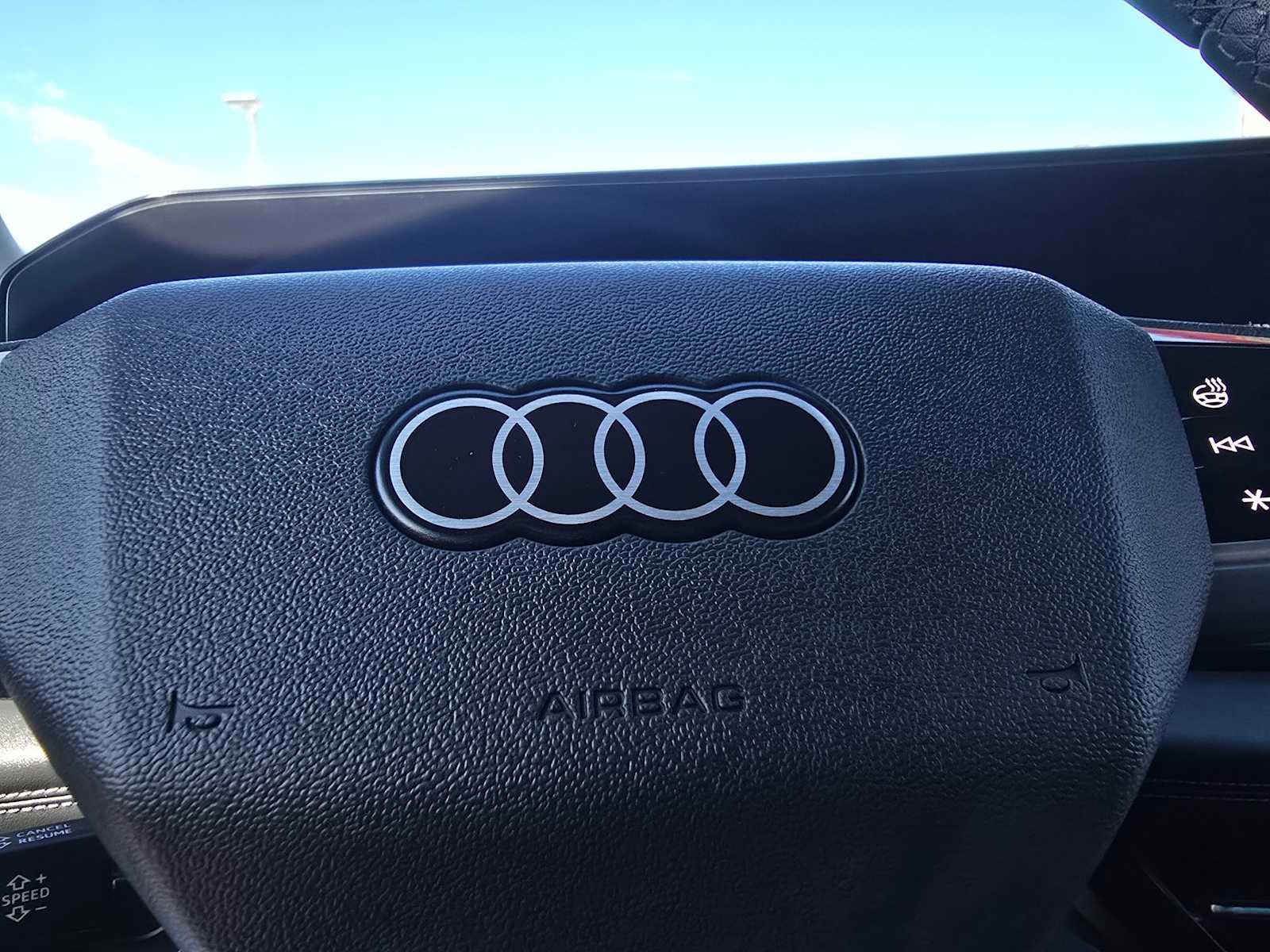 New 2025 Audi Q6 e-tron Premium Plus image 25