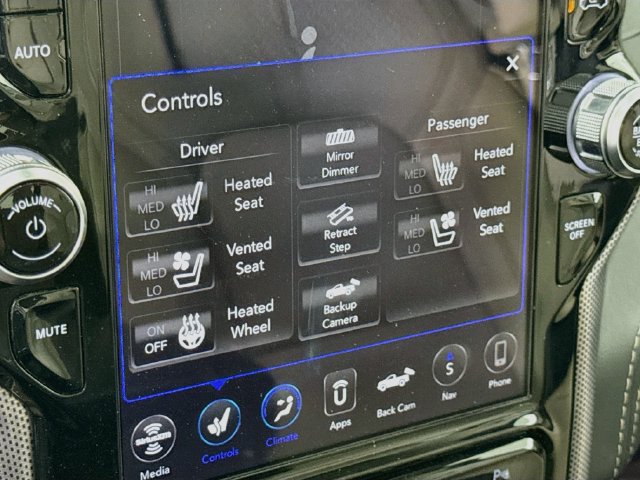 Used 2019 RAM 1500 Limited AWD/4WD image 21