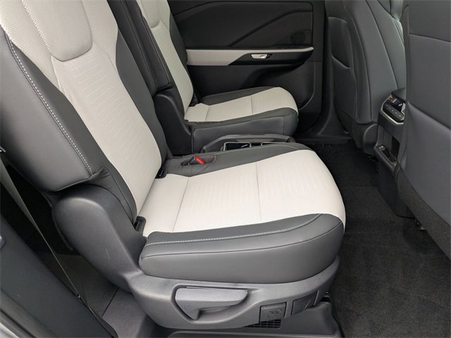 Used 2025 Lexus TX 500h AWD image 17