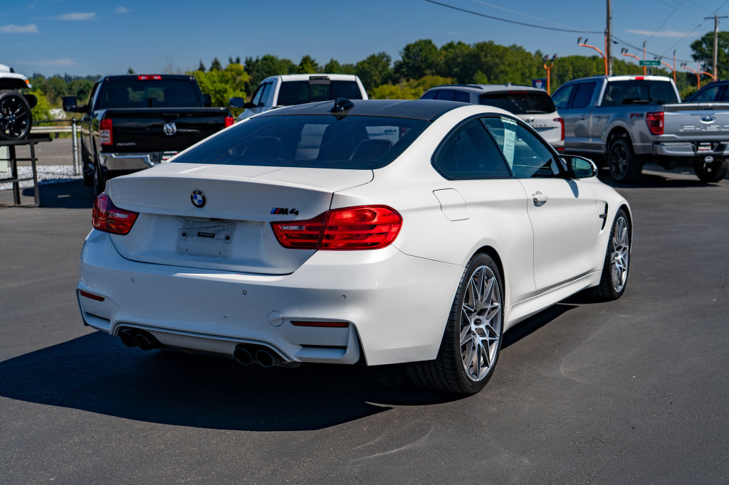 Used 2016 BMW M4 Coupe w/ Competition Package RWD image 8