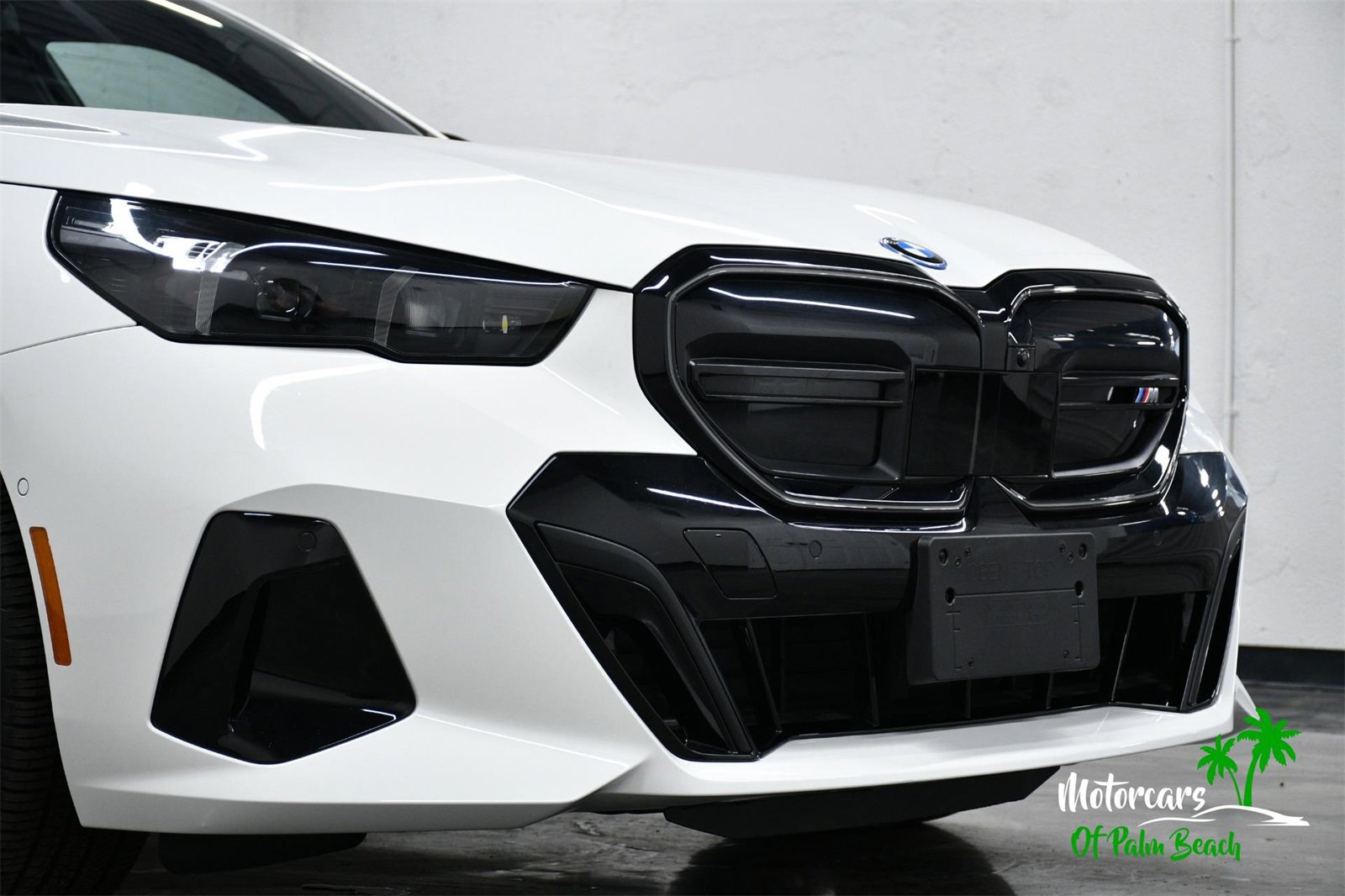 Used 2025 BMW i5 M60 w/ Premium Package image 56