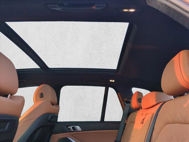 Used 2023 BMW X5 xDrive45e w/ Climate Comfort Package image 20