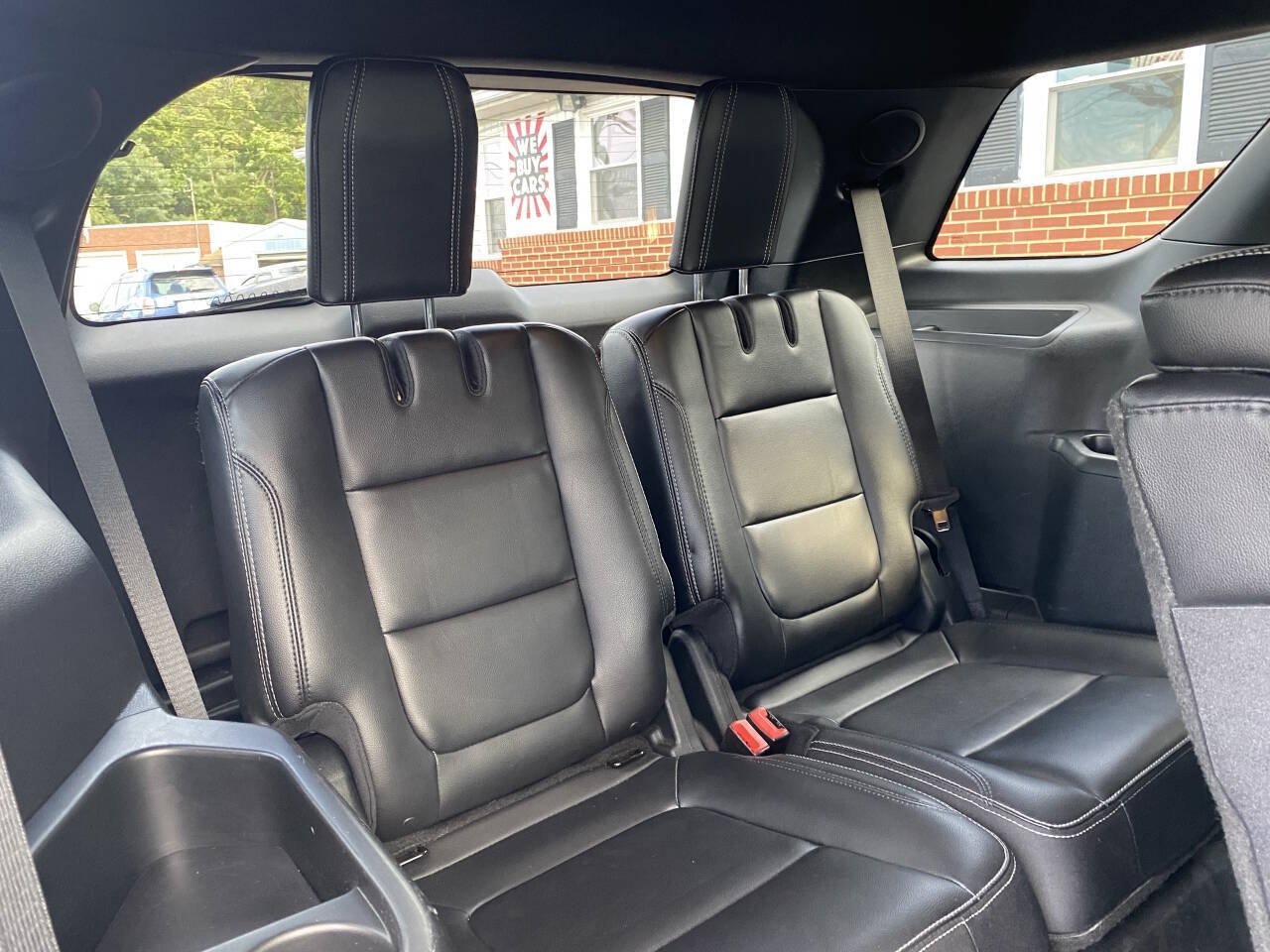 Used 2017 Ford Explorer Limited AWD/4WD image 23
