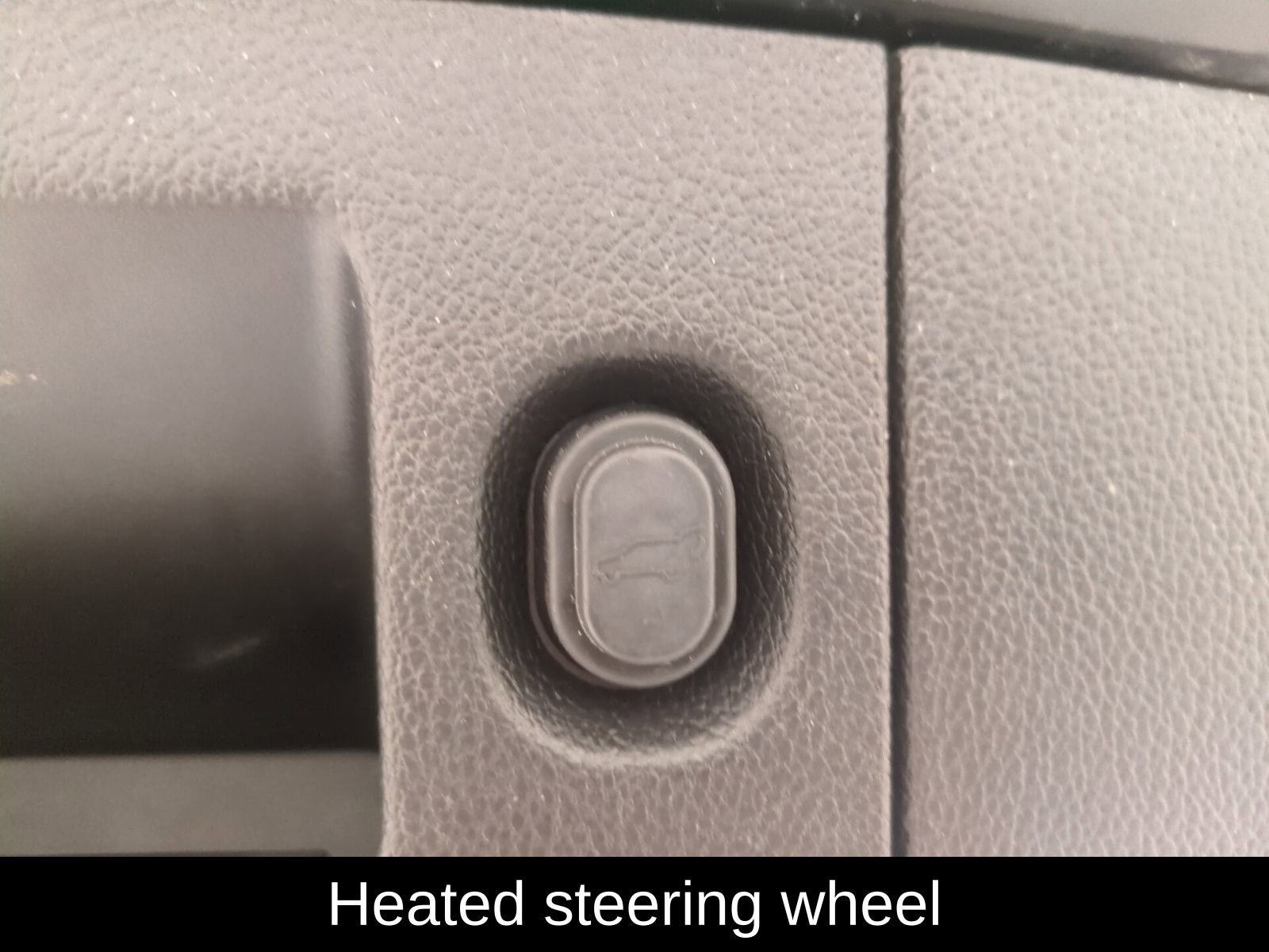 Used 2018 GMC Yukon SLT w/ Premium Edition image 14