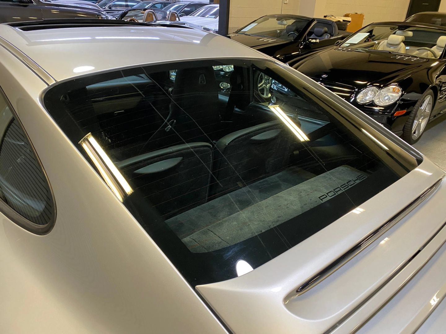 Used 2005 Porsche 911 Carrera RWD image 31