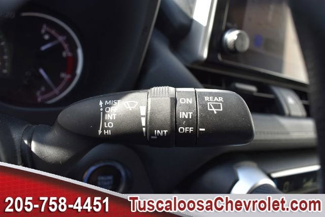 Used 2024 Toyota RAV4 XLE FWD image 29