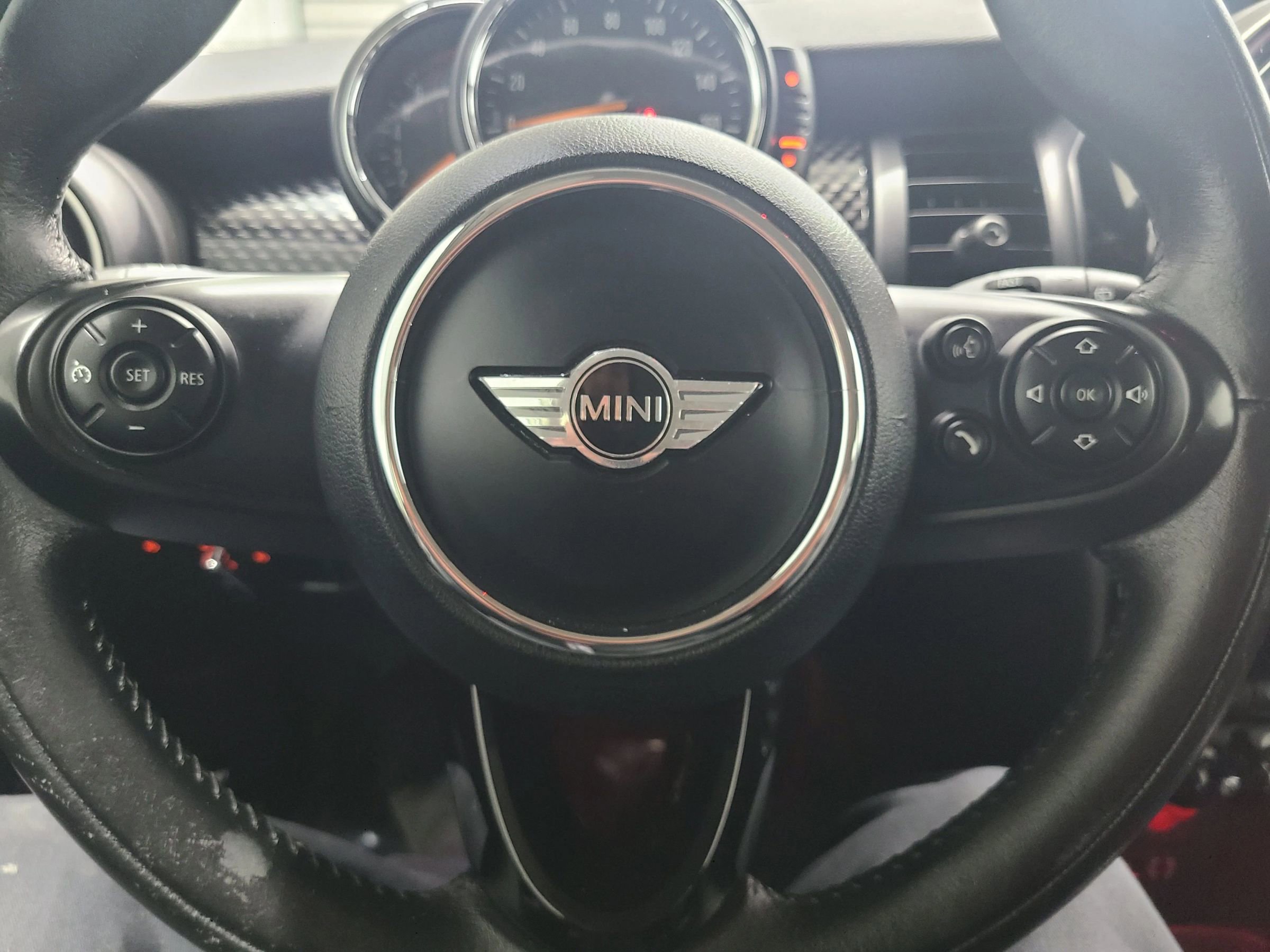 Used 2015 MINI Cooper S image 27