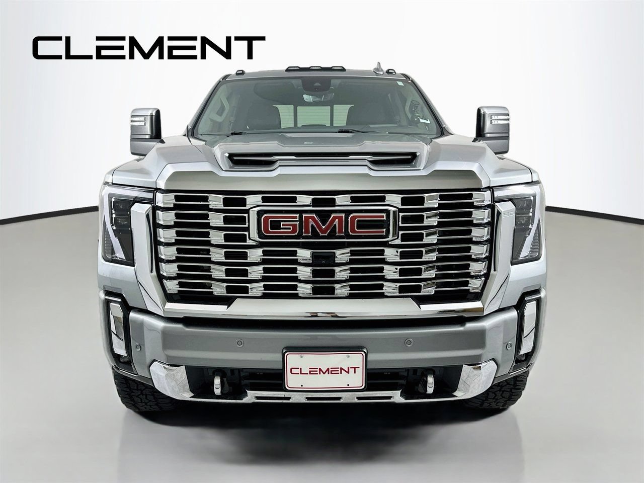 Used 2024 GMC Sierra 3500 Denali w/ Denali Reserve Package AWD/4WD image 3