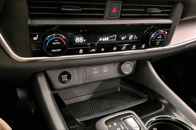 New 2026 Nissan Rogue Dark Armor AWD/4WD image 26