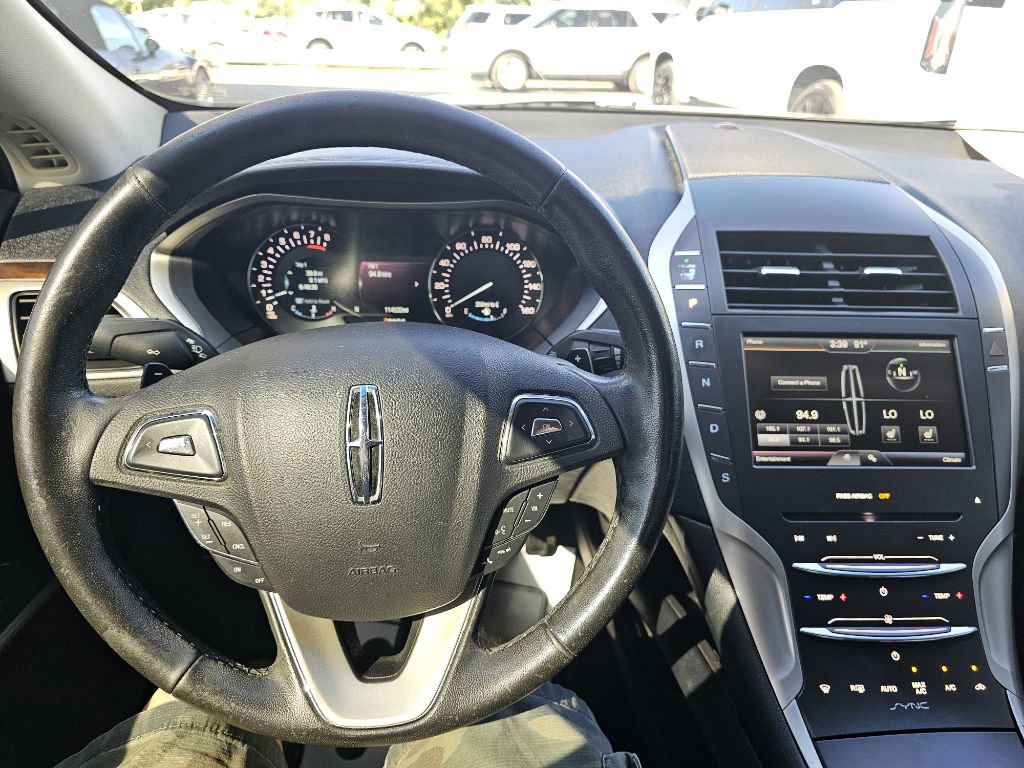 Used 2015 Lincoln MKZ AWD image 22