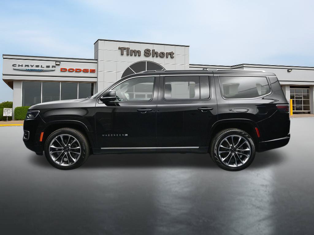 Used 2025 Jeep Wagoneer Series III w/ Premium Group I AWD/4WD image 2