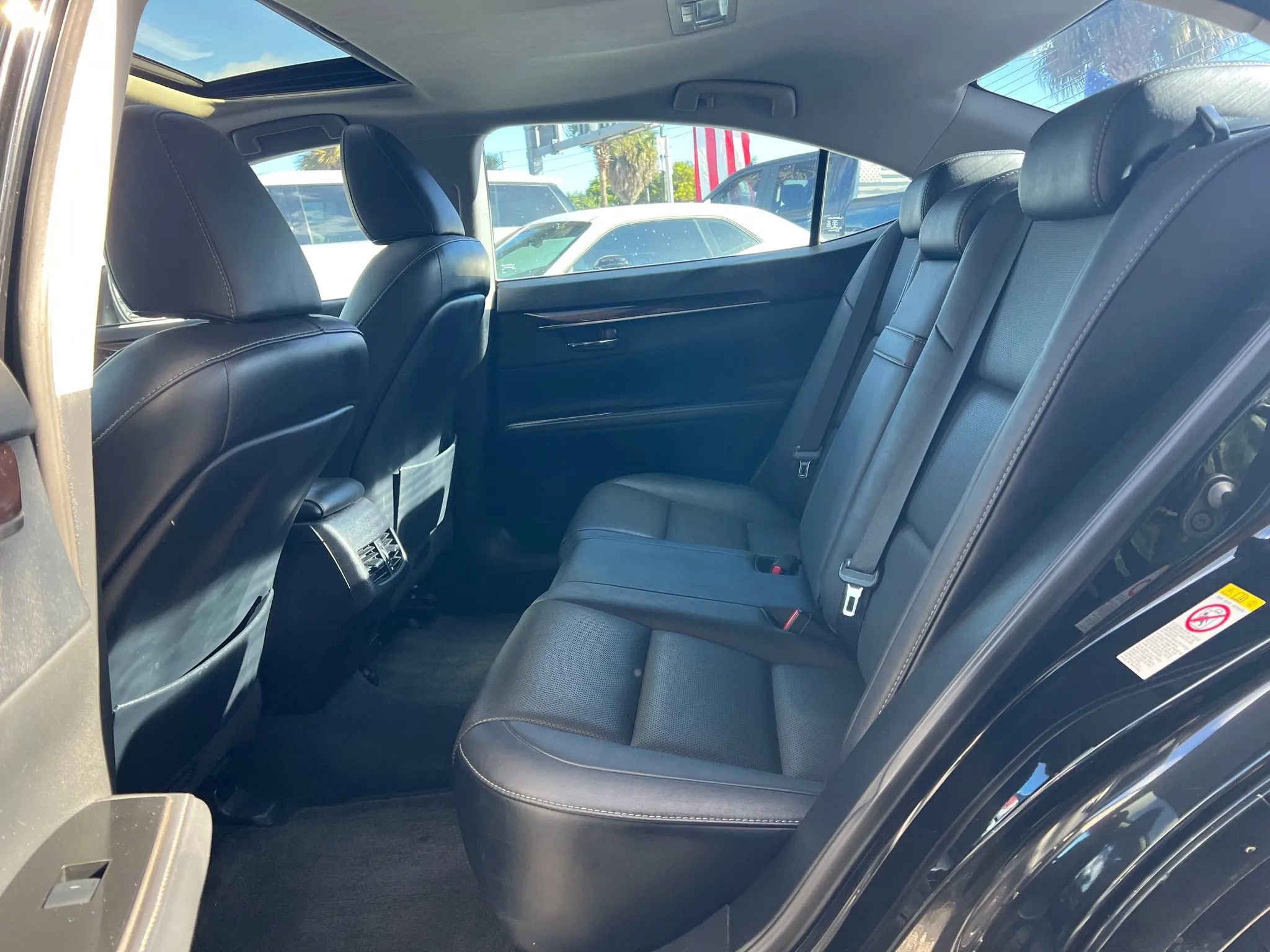 Used 2016 Lexus ES 350 image 22