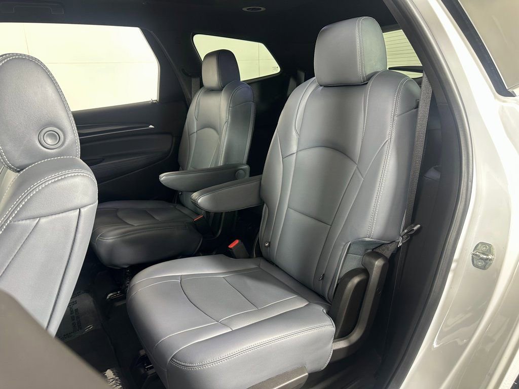 Used 2023 Buick Enclave Essence w/ Experience Buick Package AWD/4WD image 22