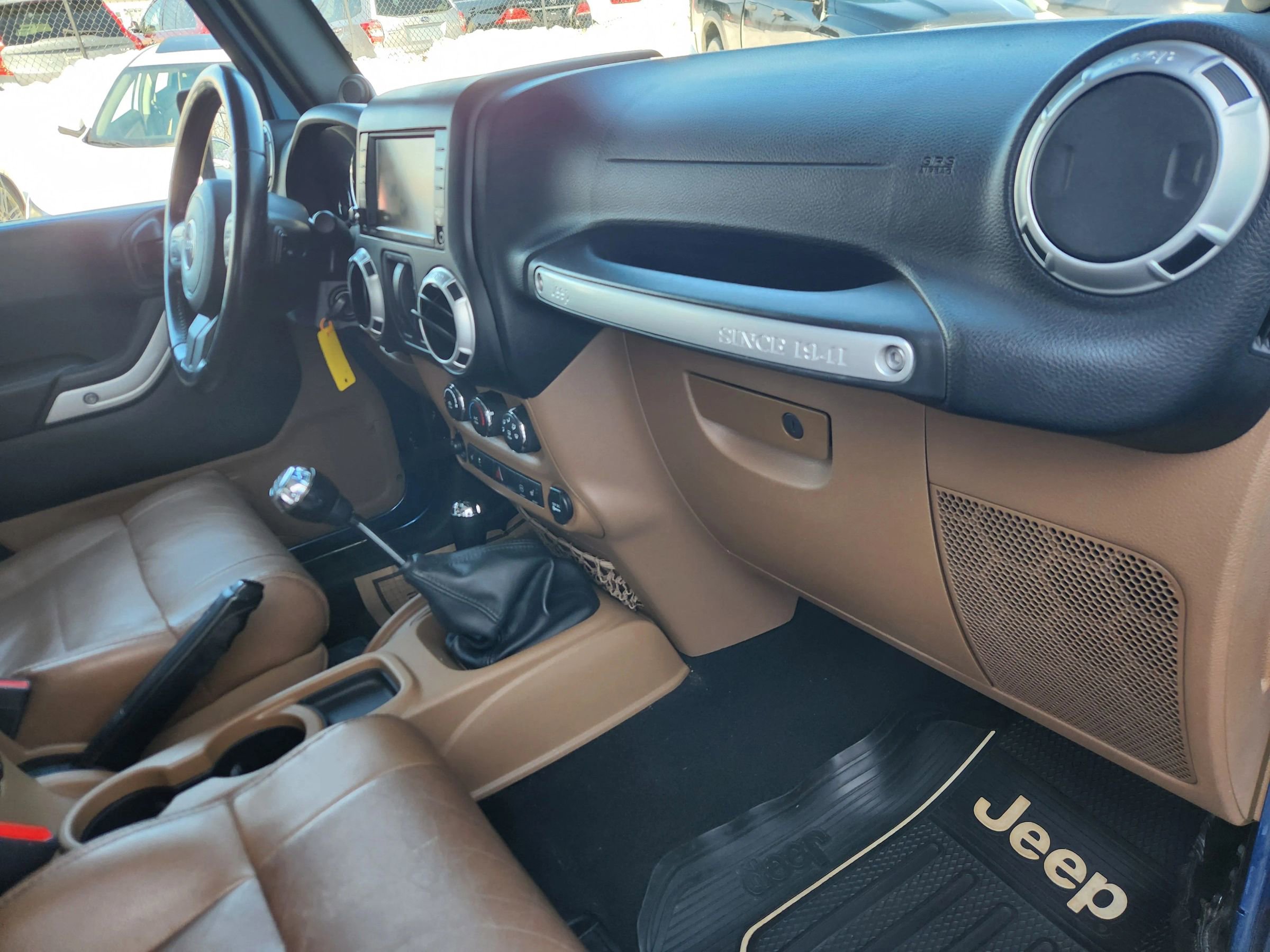 Used 2012 Jeep Wrangler Rubicon w/ Dual Top Group image 44