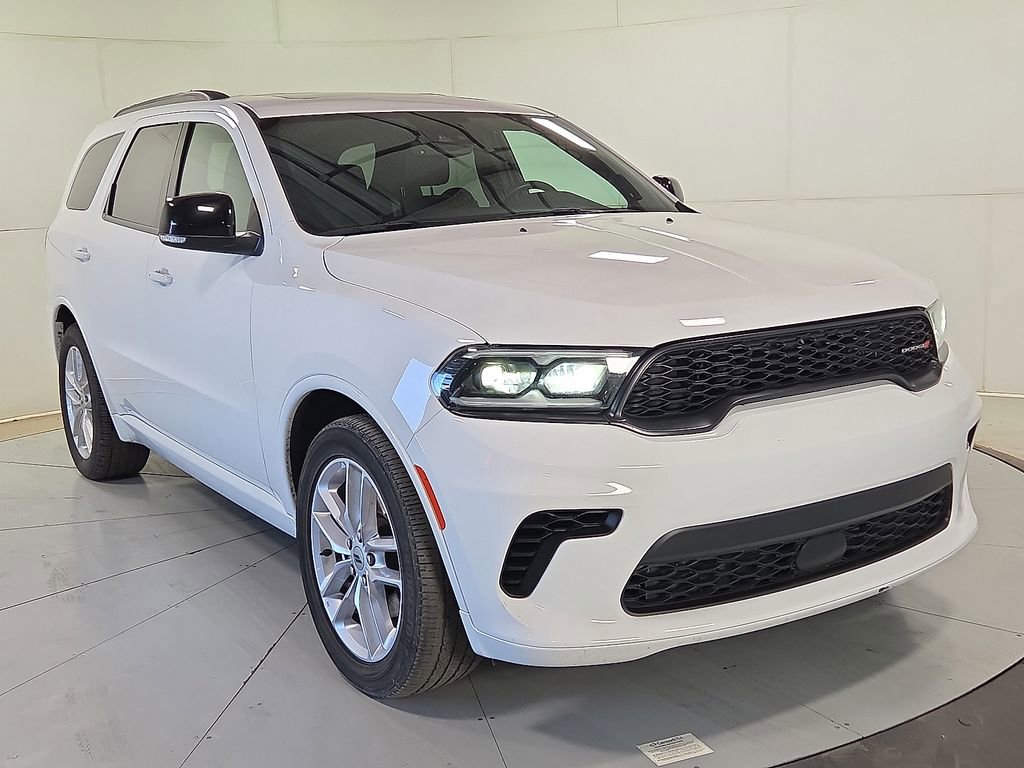 Used 2024 Dodge Durango GT RWD image 1