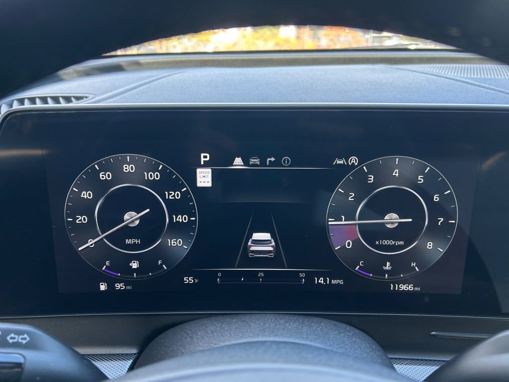 Used 2024 Kia Sportage SX image 16